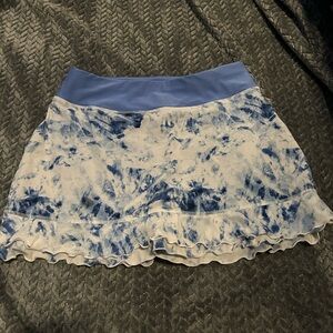 skirt
built-in  shorts